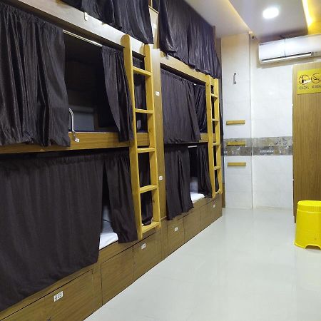 Super Dormitory Ac Deluxe Mumbai Exterior foto